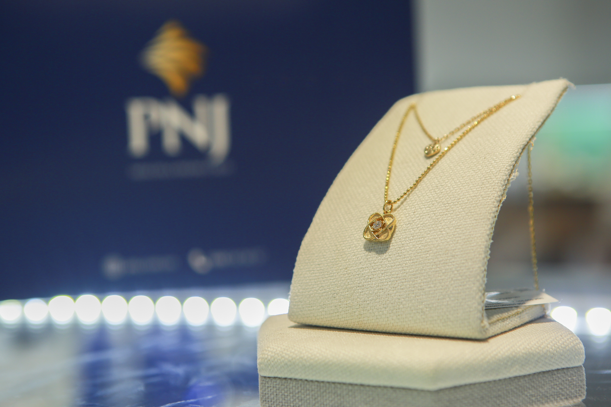 Trang sức kim cương PNJ