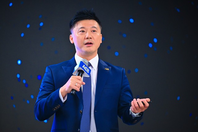 Khi chiến lược không thể chờ năng lực tổ chức tự lớn lên: Câu chuyện từ ACB - Ảnh 2.