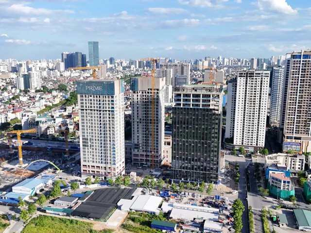 Ai cũng muốn mua nhà giá rẻ, lãnh đạo Bộ Xây dựng nói thẳng 'không nên chỉ chờ giá giảm sâu' - Ảnh 1. Ai cũng muốn mua nhà giá rẻ, lãnh đạo Bộ Xây dựng nói thẳng 'không nên chỉ chờ giá giảm sâu' - Ảnh 1.