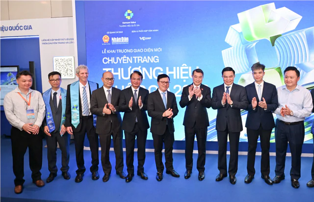 Nâng tầm Thương hiệu Quốc gia trên nền tảng số: Sự kết hợp giữa uy tín báo chí chính thống và đột phá công nghệ, AI ảnh 1 Nâng tầm Thương hiệu Quốc gia trên nền tảng số: Sự kết hợp giữa uy tín báo chí chính thống và đột phá công nghệ, AI - Ảnh 1.