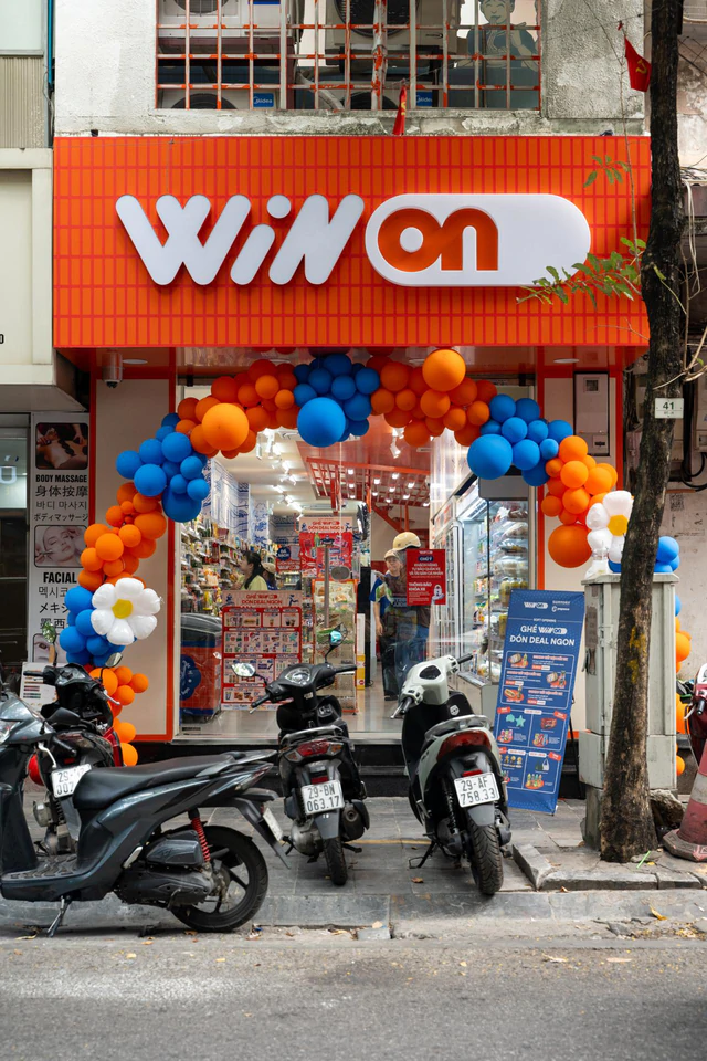 Cơn địa chấn trên thị trường cửa hàng tiện lợi: Masan đồng loạt mở 6 cửa hàng WIN ON, đánh chiếm thị trường hơn 11.000 tỷ đồng ảnh 1 Cơn địa chấn trên thị trường cửa hàng tiện lợi: Masan đồng loạt mở 6 cửa hàng WIN ON, đánh chiếm thị trường hơn 11.000 tỷ đồng - Ảnh 1.