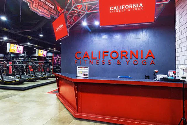 Nóng: California tạm ngừng nhiều phòng tập sau khi CEO chắp tay xin lỗi khách hàng ảnh 1 Nóng: California tạm ngừng nhiều phòng tập sau khi CEO chắp tay xin lỗi khách hàng - Ảnh 1.