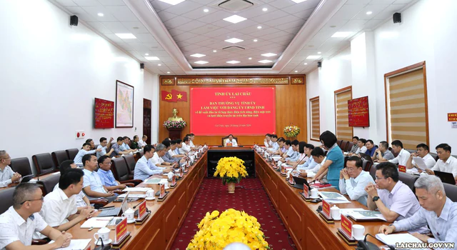 Tập đoàn Xuân Thiện muốn rót 450.000 tỷ đồng vào Lai Châu làm 9 dự án điện mặt trời, thủy điện cùng trạm biến áp…: Lãnh đạo tỉnh nói gì? - Ảnh 1.