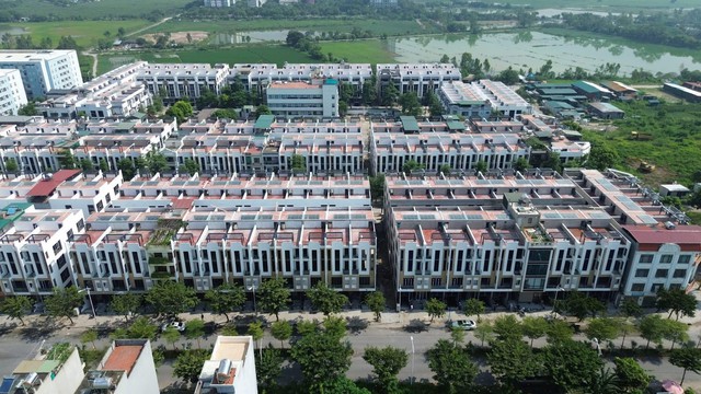 Nơi dự kiến đón cư dân Mường Thanh di dời: Căn hộ giảm hơn 1 tỷ đồng vẫn vắng bóng người mua ảnh 1 Nơi dự kiến đón cư dân Mường Thanh di dời: Căn hộ giảm gần 50% vẫn vắng bóng người mua - Ảnh 1.